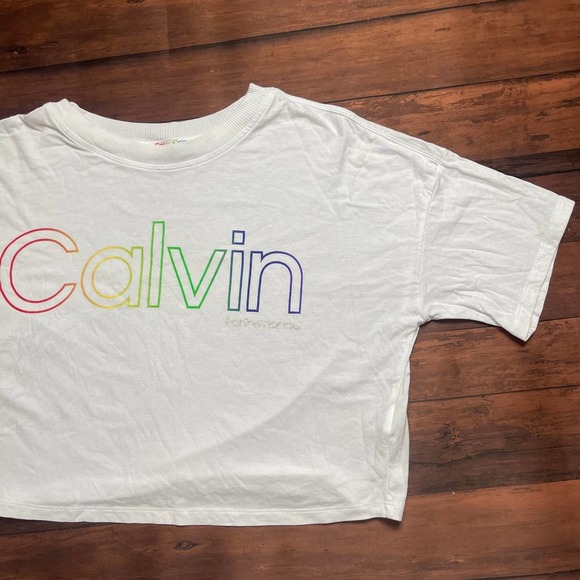 Calvin‎ Klein Performance Women's White Rainbow Logo Cropped Shirt Size S - Picture 3 of 6